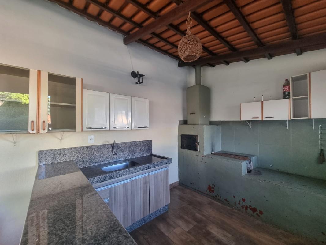 Casa, Centro, 4 Quartos, 6 Vagas, 1 Suíte