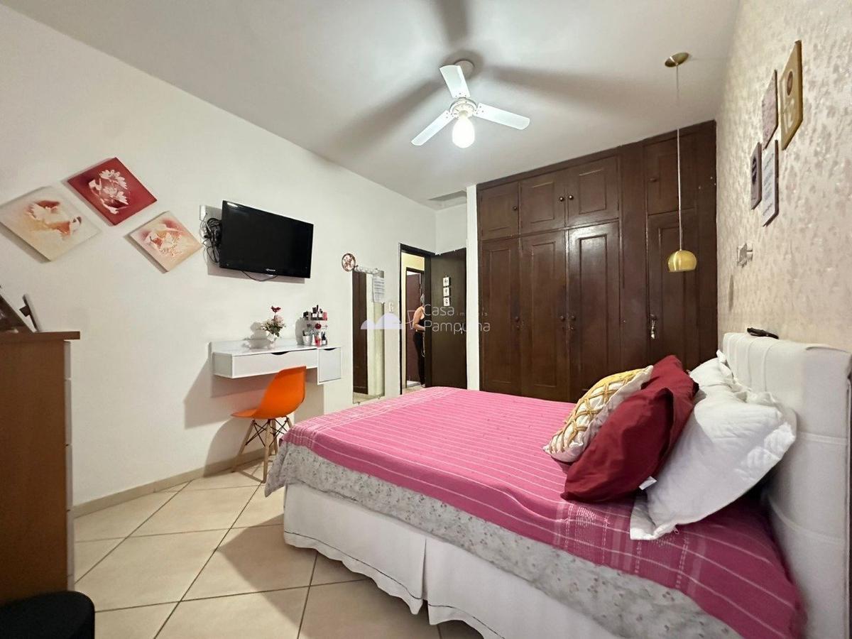 Casa, Itapoã, 4 Quartos, 2 Vagas, 1 Suíte