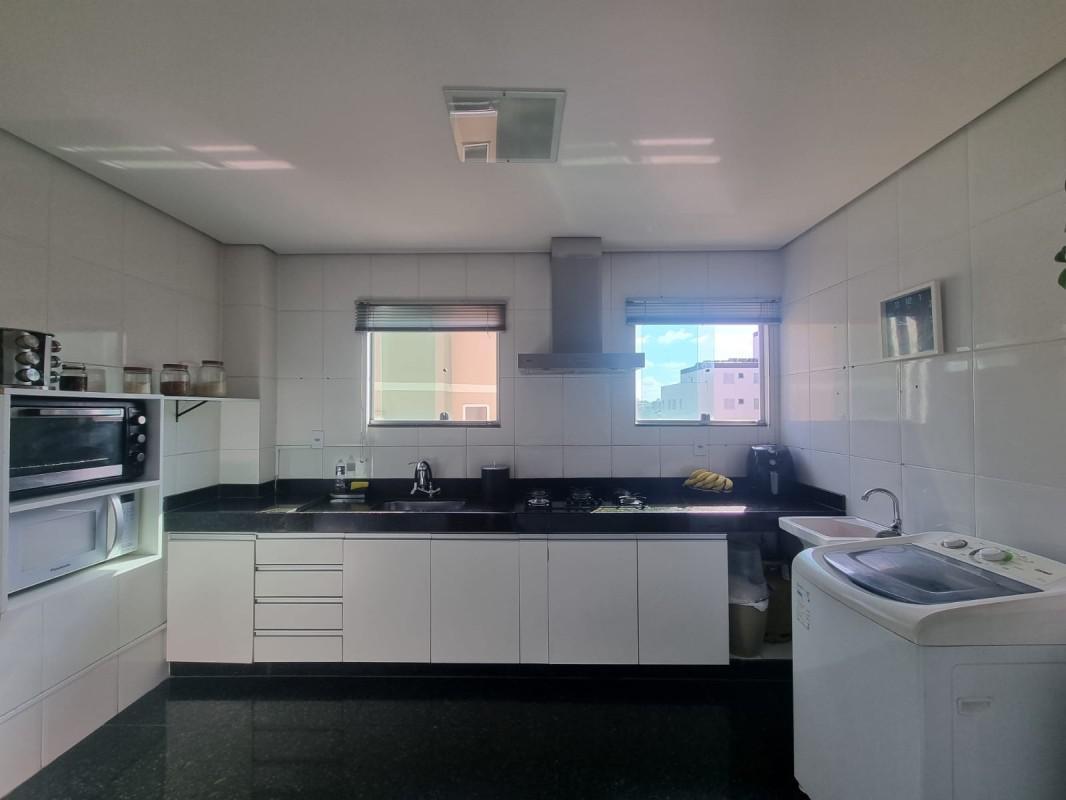 Apartamento, Jardim Riacho das Pedras, 2 Quartos, 1 Vaga