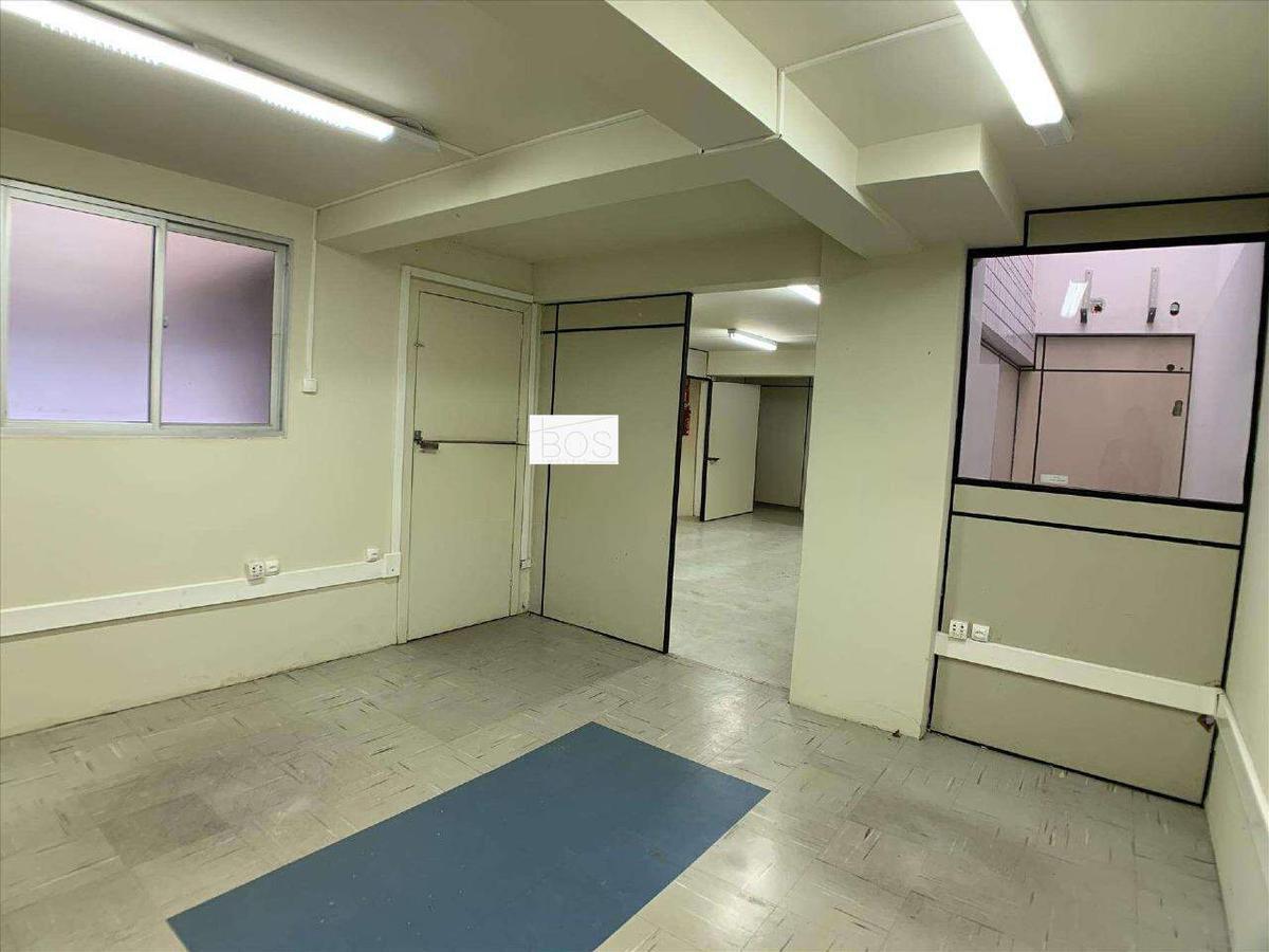 Prédio, Funcionários, 0 Quarto, 14 Vagas