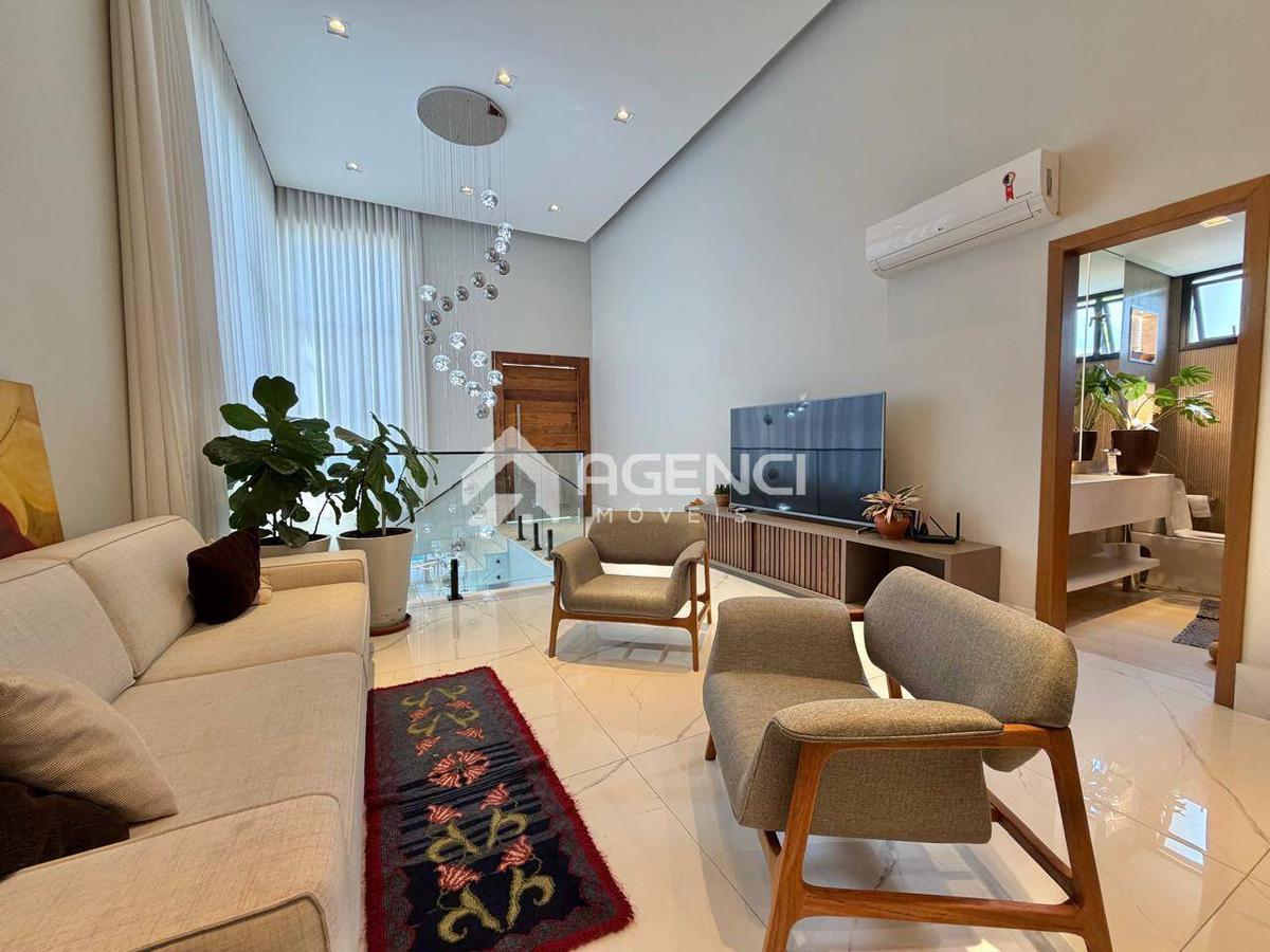 Casa, Portal do Sol, 4 Quartos, 0 Vaga, 4 Suítes