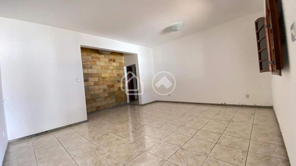 Casa, Palmeiras, 3 Quartos, 3 Vagas, 1 Suíte