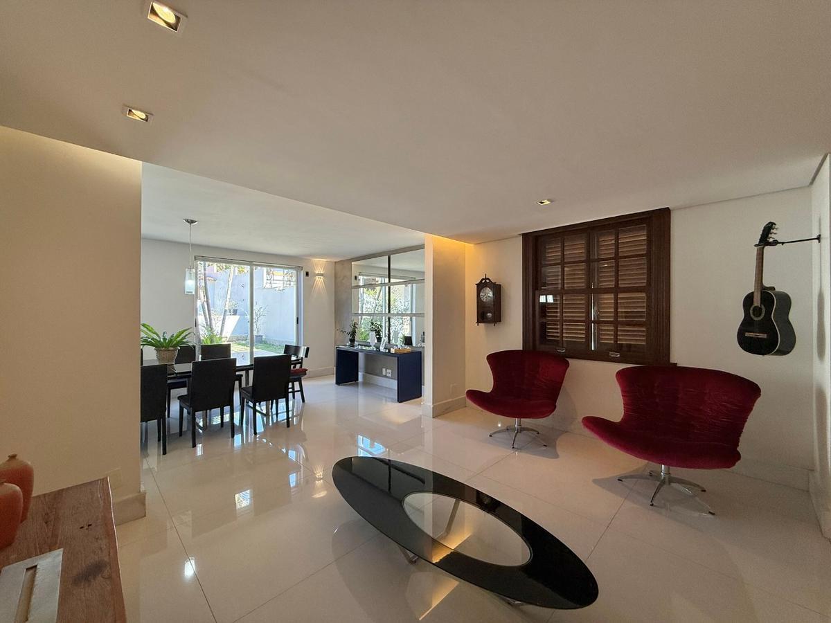 Casa, São Luiz (pampulha), 6 Quartos, 15 Vagas, 4 Suítes