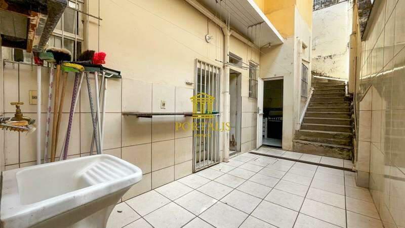 Casa, Serra, 4 Quartos, 2 Vagas, 2 Suítes