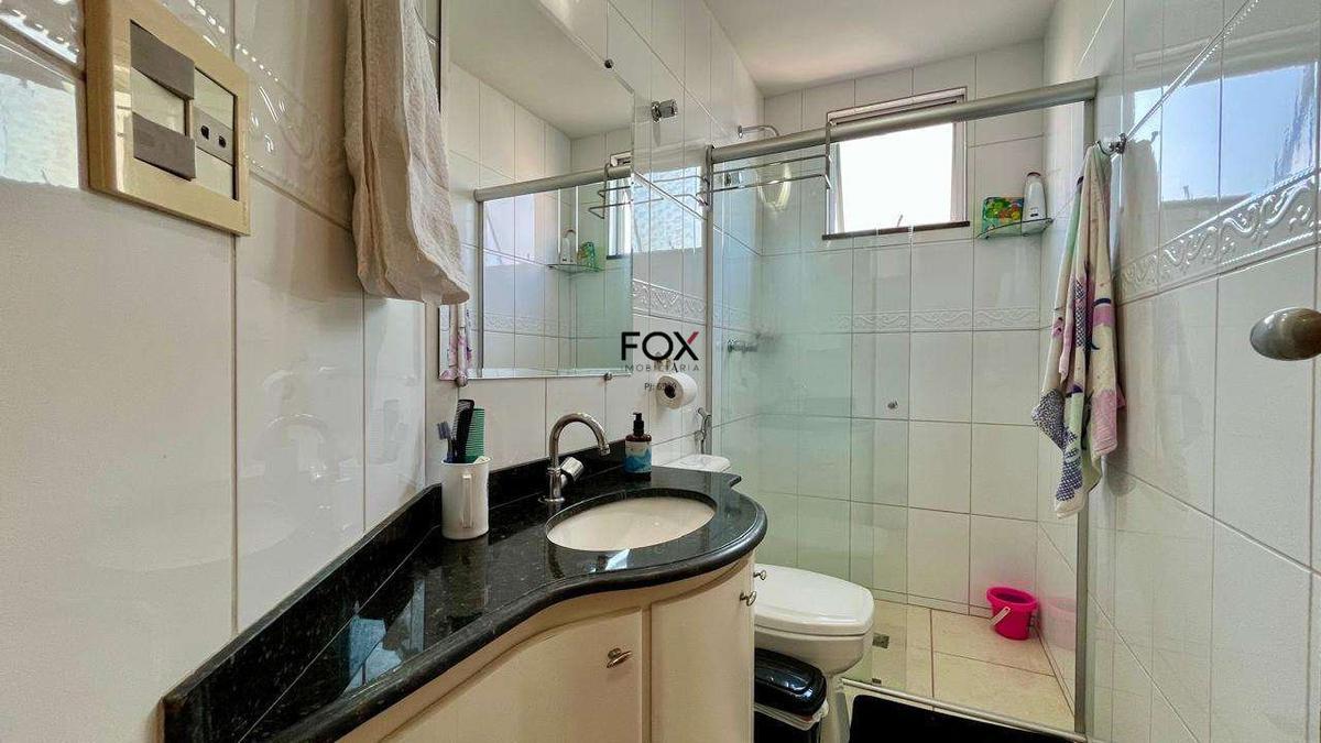 Apartamento, Sagrada Família, 3 Quartos, 2 Vagas, 1 Suíte