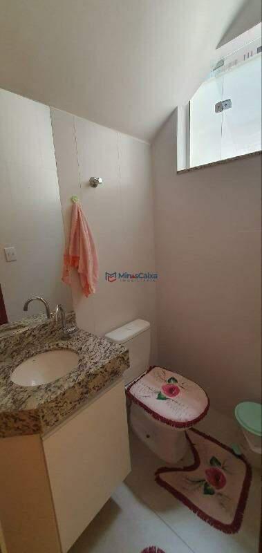 Casa, Quitandinha, 3 Quartos, 1 Vaga, 1 Suíte