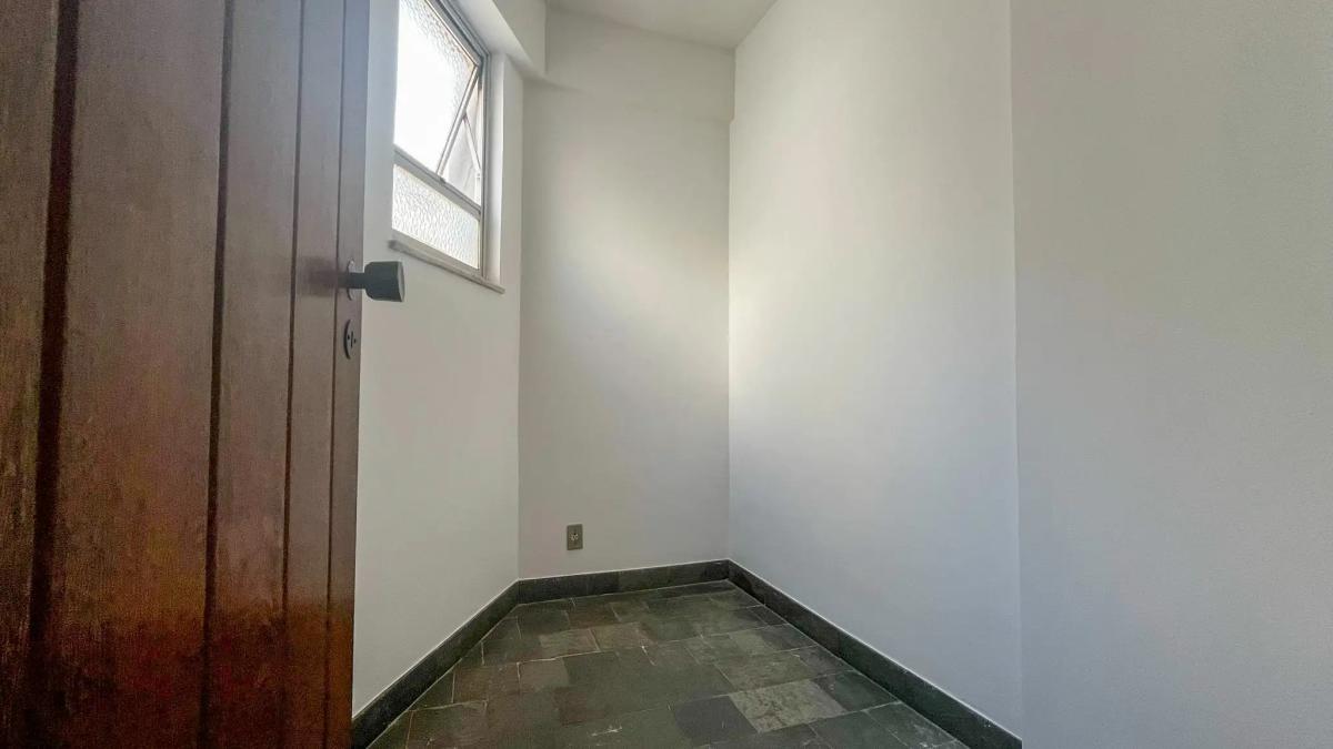Apartamento, Sion, 4 Quartos, 2 Vagas, 1 Suíte