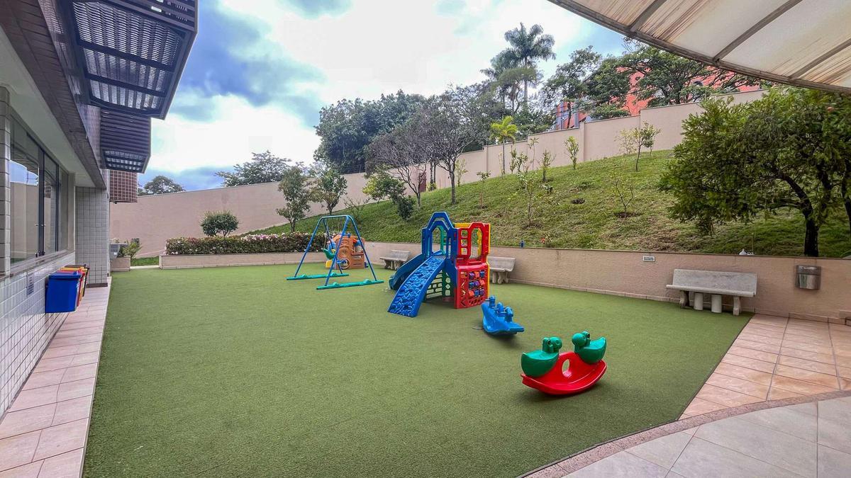 Apartamento, Coração de Jesus, 3 Quartos, 2 Vagas, 1 Suíte