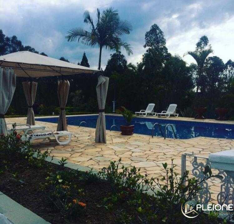 Fazenda, Centro, 5 Quartos, 2 Vagas, 1 Suíte