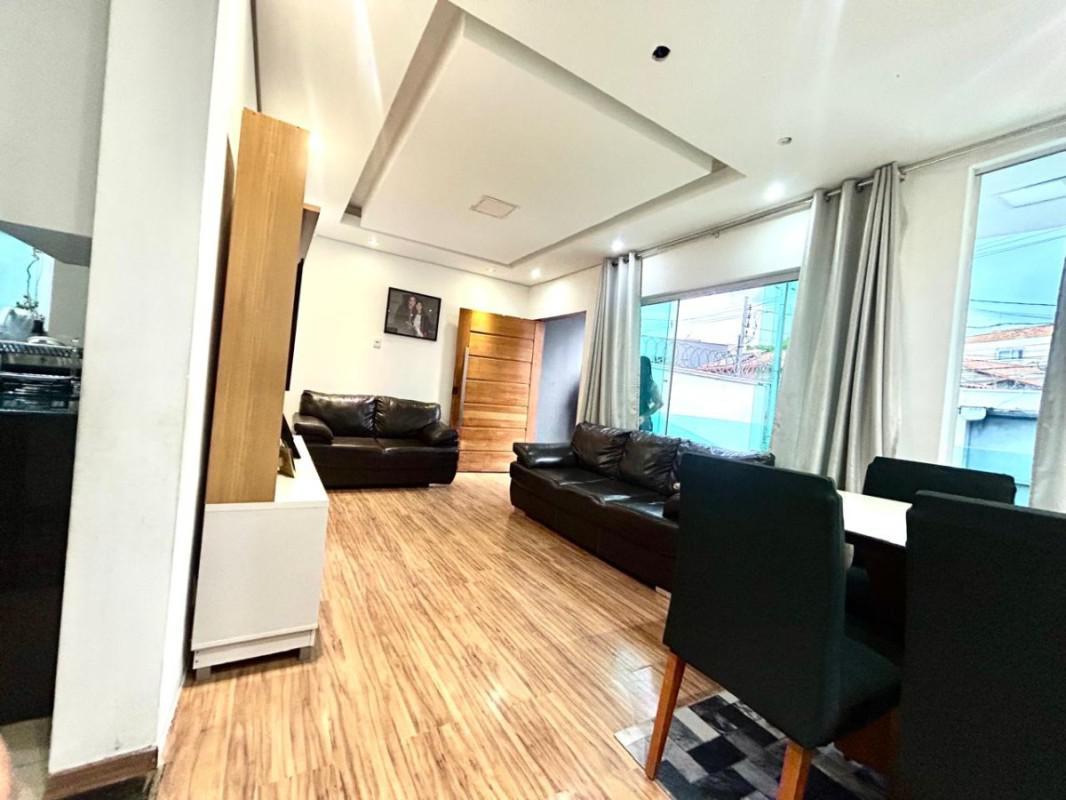 Casa, Serrano, 3 Quartos, 5 Vagas, 1 Suíte