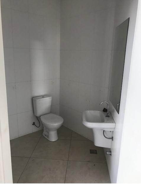 Casa Comercial, Funcionários, 0 Quarto, 0 Vaga