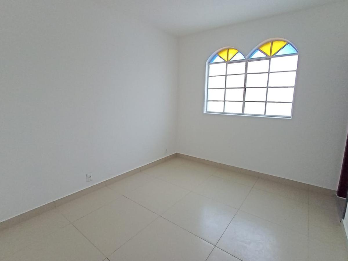 Casa Comercial, Santa Cruz, 0 Quarto, 0 Vaga