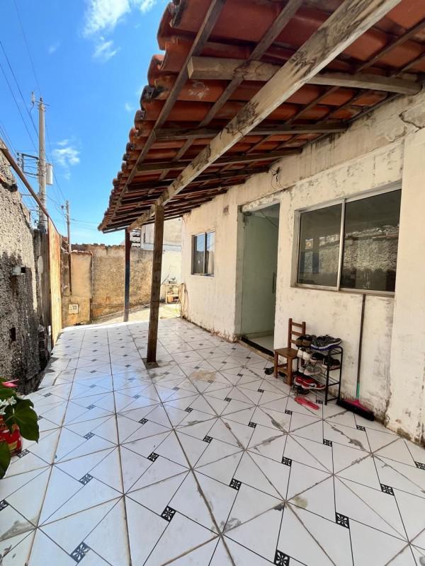 Casa, Ernesto do Nascimento(barreiro), 4 Quartos, 2 Vagas