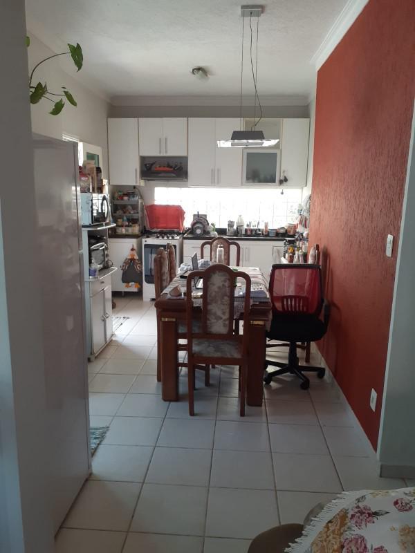 Casa, Carlos Prates, 2 Quartos, 4 Vagas