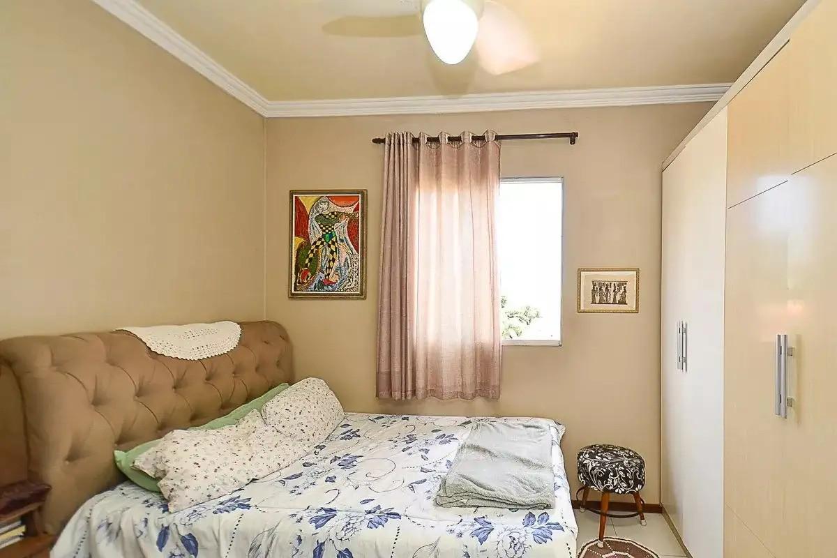 Apartamento, Sagrada Família, 2 Quartos, 1 Vaga, 1 Suíte