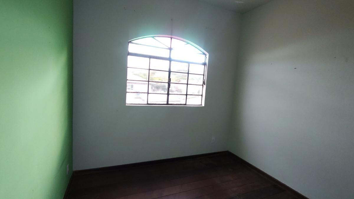 Casa, Ipê, 3 Quartos, 2 Vagas, 1 Suíte