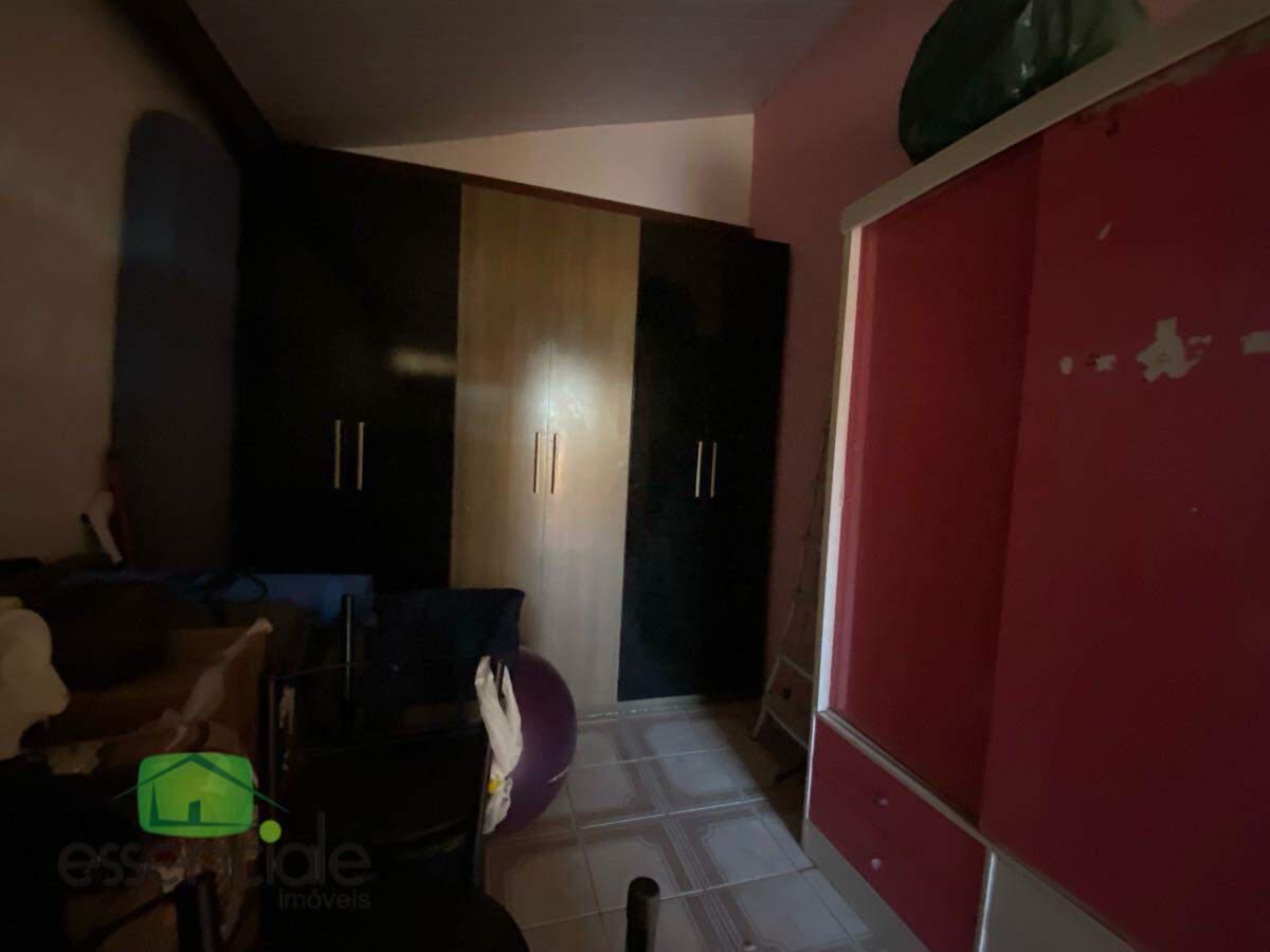 Casa, Conjunto Água Branca, 4 Quartos, 3 Vagas, 1 Suíte