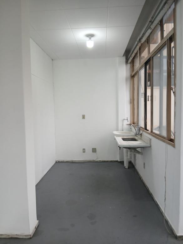 Sala, Barro Preto