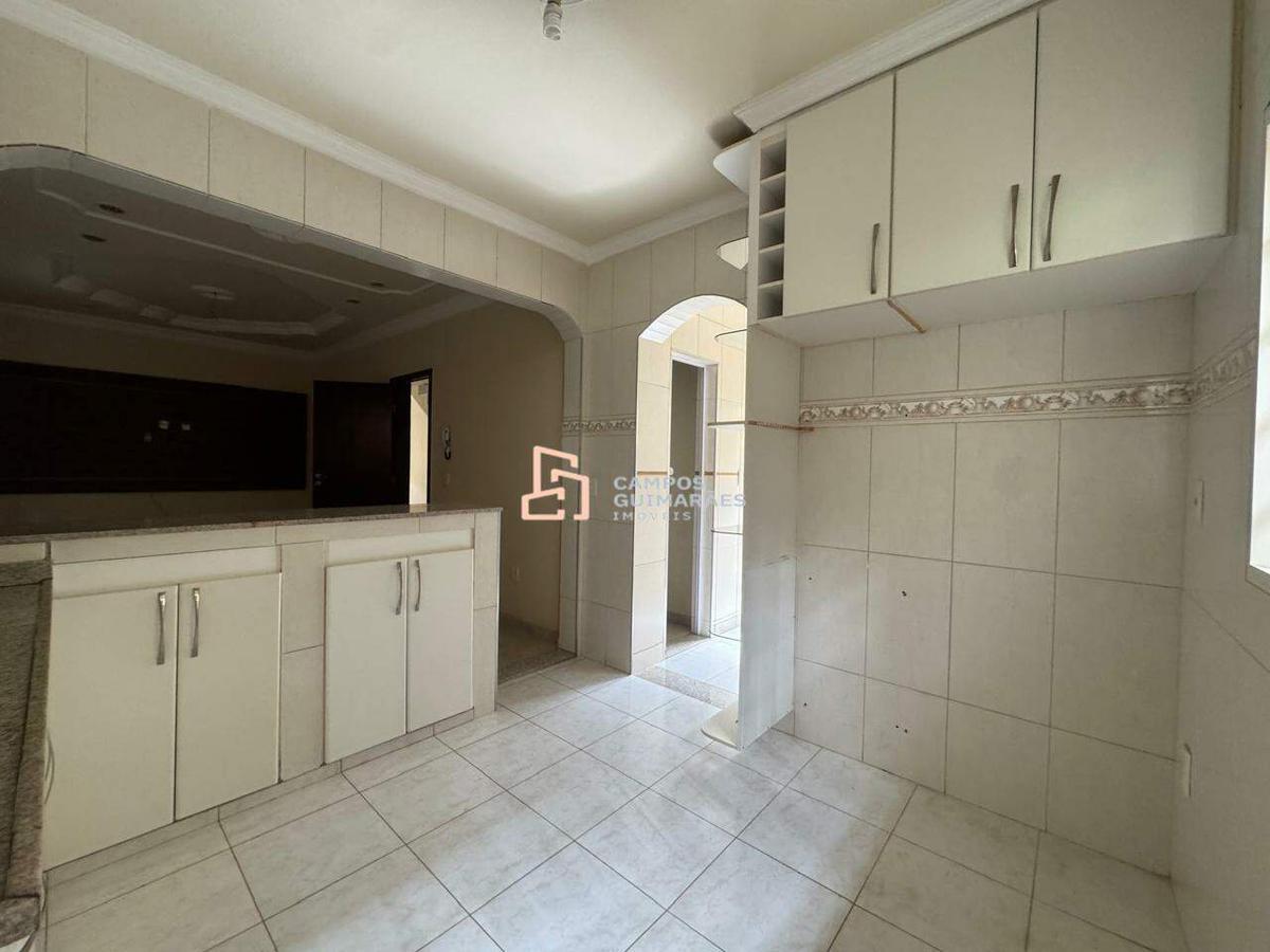 Casa, Diamante, 5 Quartos, 4 Vagas, 1 Suíte