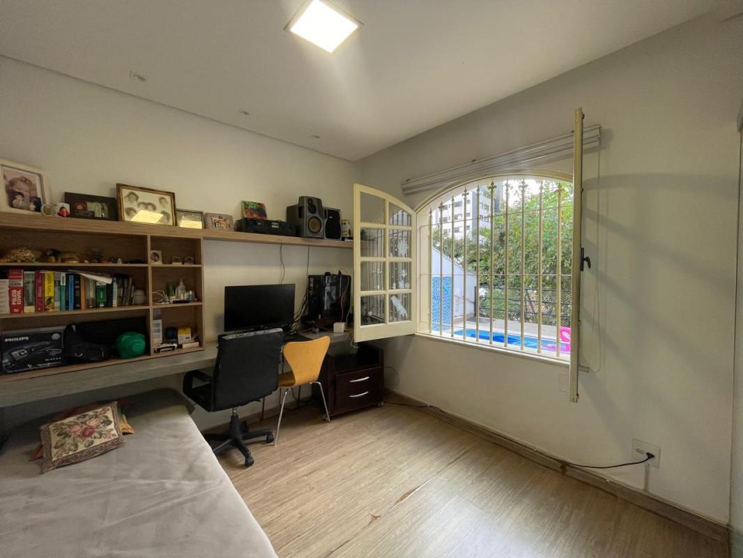 Casa, Santa Lúcia, 5 Quartos, 4 Vagas, 1 Suíte