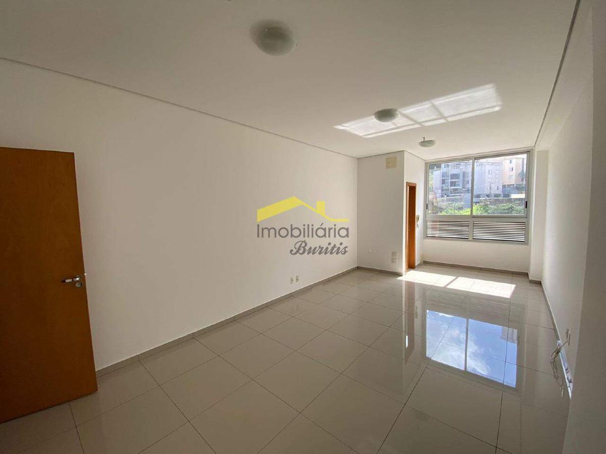 Sala, Estoril, 1 Vaga