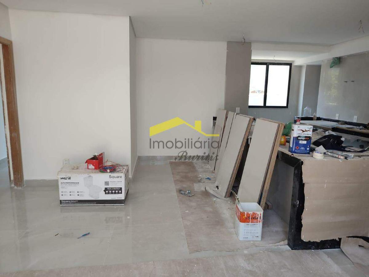 Área Privativa, Palmeiras, 3 Quartos, 2 Vagas, 1 Suíte