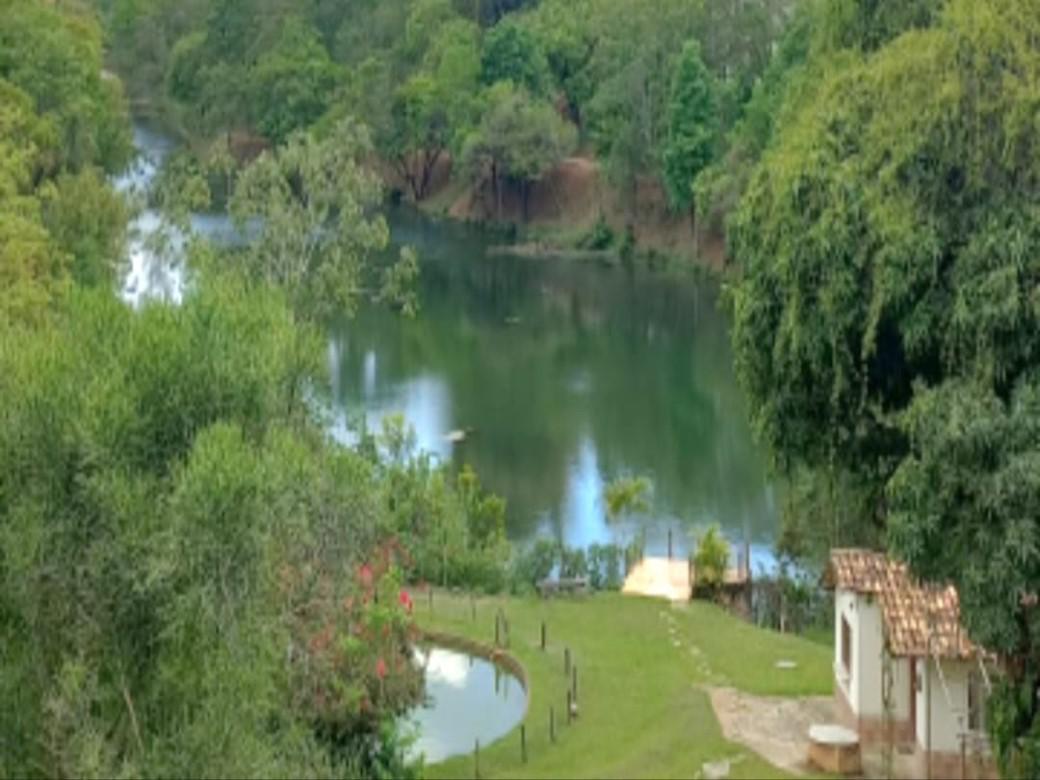 Casa em Condomínio, Estância das Amendoeiras, 5 Quartos, 2 Suítes