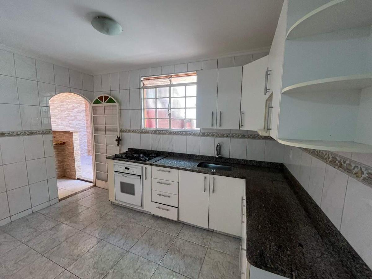 Casa, Buritis, 3 Quartos, 2 Vagas, 1 Suíte