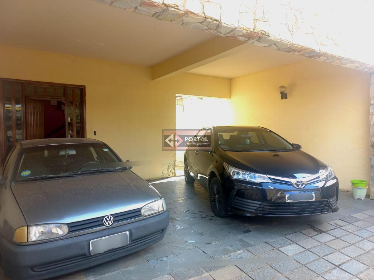 Casa, Planalto, 4 Quartos, 4 Vagas, 1 Suíte
