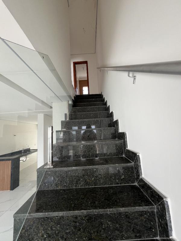 Casa, Masterville, 3 Quartos, 2 Vagas, 1 Suíte