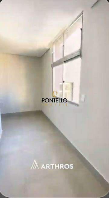 Cobertura, Centro, 2 Quartos, 0 Vaga, 1 Suíte