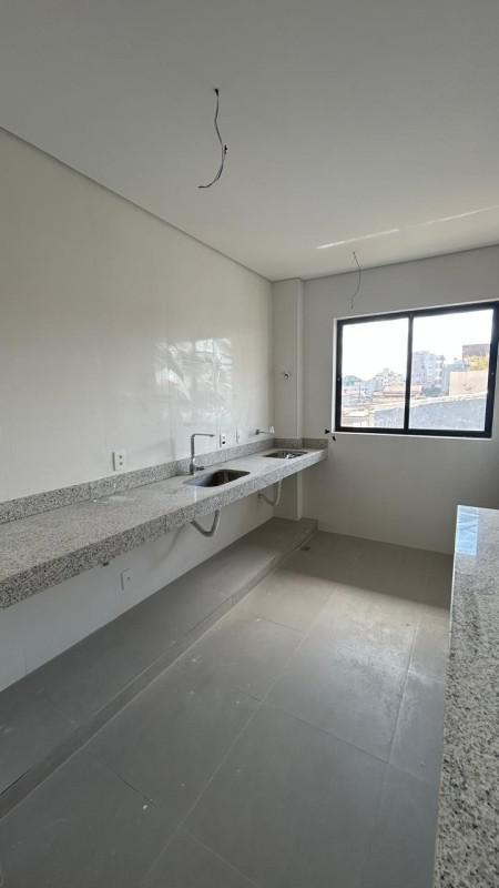 Apartamento, Sagrada Família, 3 Quartos, 2 Vagas, 1 Suíte