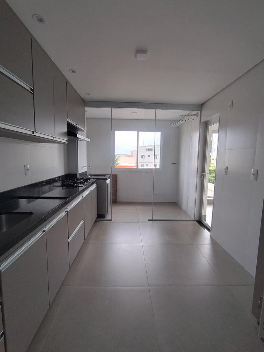 Apartamento, Centro, 3 Quartos, 2 Vagas, 1 Suíte