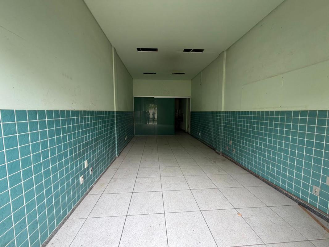 Andar, Santa Branca, 0 Quarto, 0 Vaga