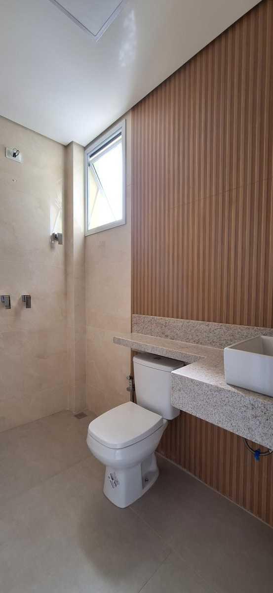 Casa, Nova Floresta, 4 Quartos, 2 Vagas, 2 Suítes