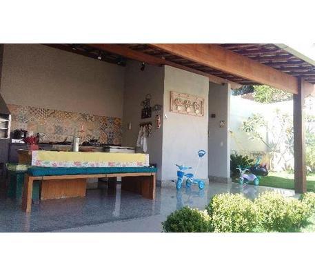 Casa em Condomínio, Francisco Pereira, 2 Quartos, 2 Vagas, 1 Suíte