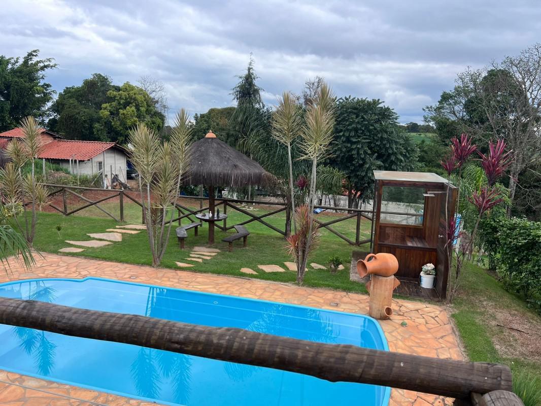 Fazenda, Centro, 3 Quartos, 4 Vagas, 1 Suíte