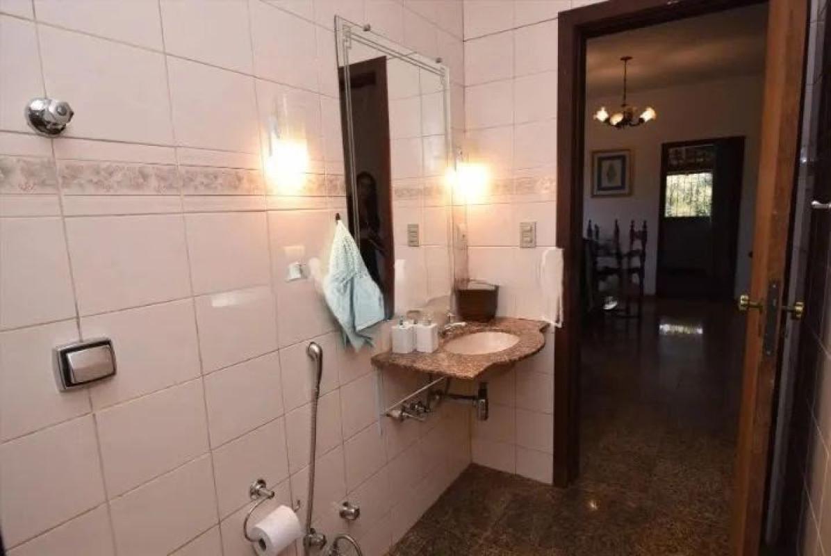 Casa, Camargos, 4 Quartos, 10 Vagas