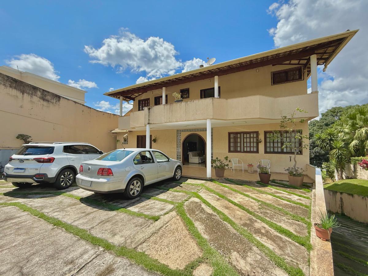 Casa, São Luiz (pampulha), 4 Quartos, 10 Vagas, 3 Suítes