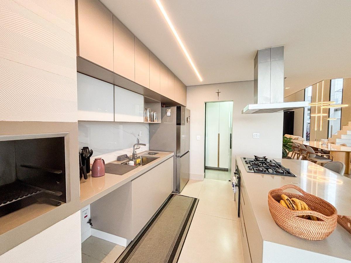 Casa, Portal do Sol, 4 Quartos, 4 Vagas, 4 Suítes