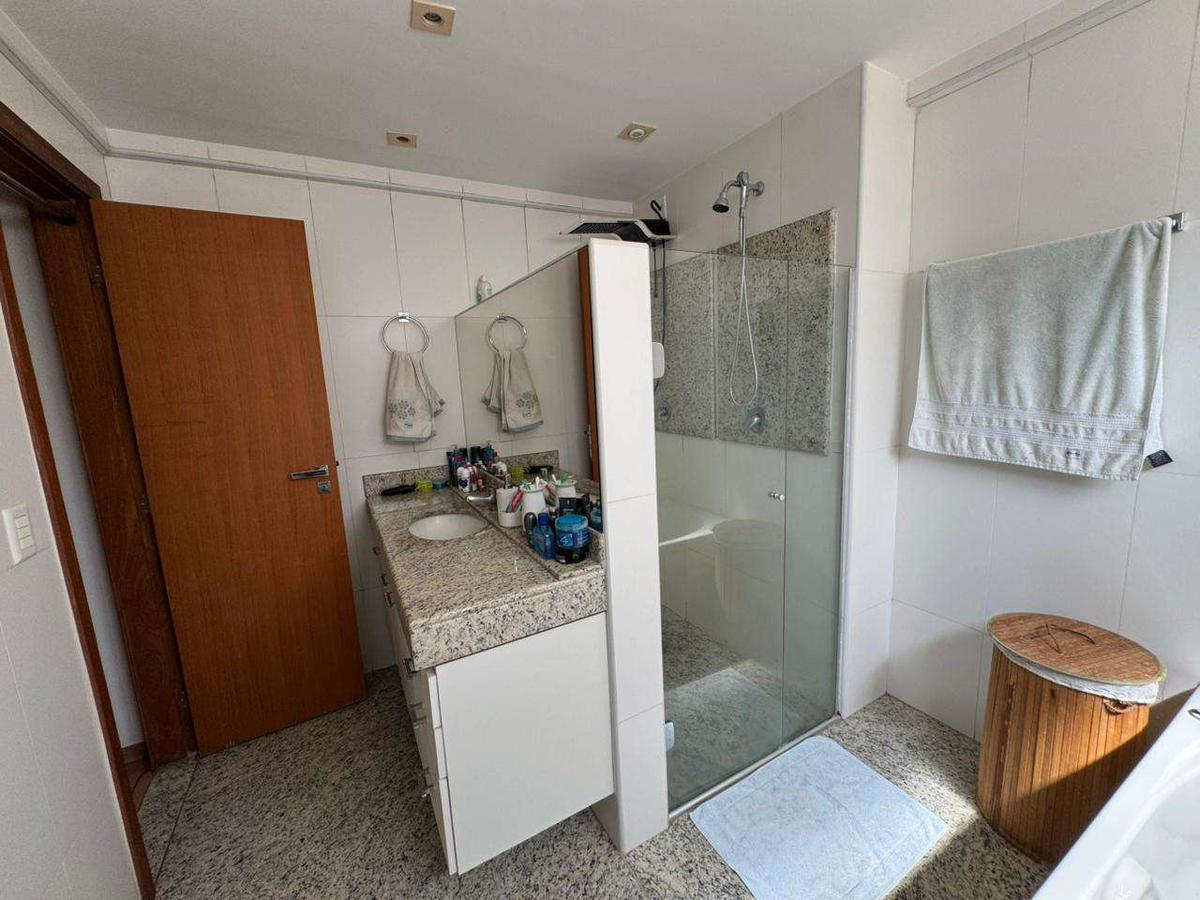 Apartamento, Sion, 4 Quartos, 3 Vagas, 3 Suítes