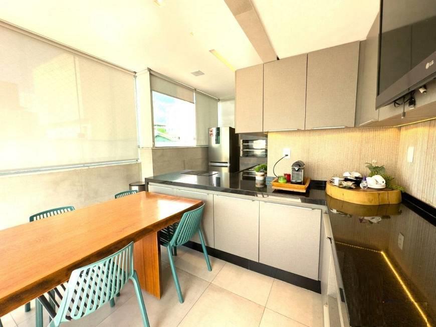 Cobertura, Fernão Dias, 3 Quartos, 3 Vagas, 1 Suíte