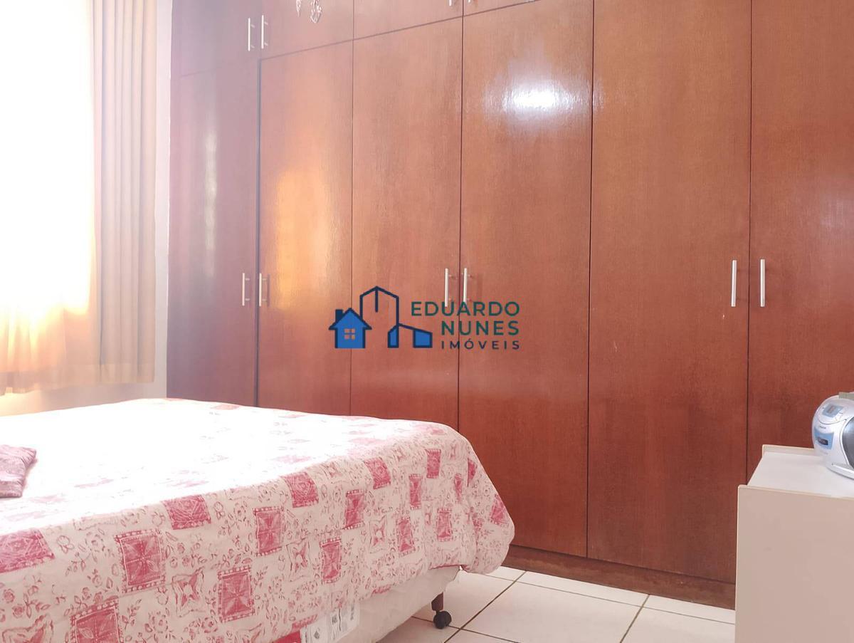 Casa, Sagrada Família, 7 Quartos, 1 Vaga