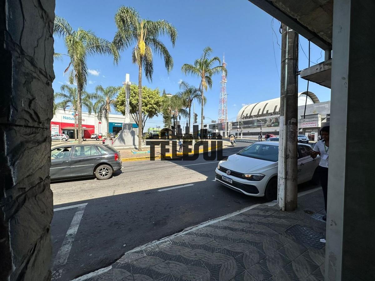 Galpão, Centro, 0 Quarto, 0 Vaga