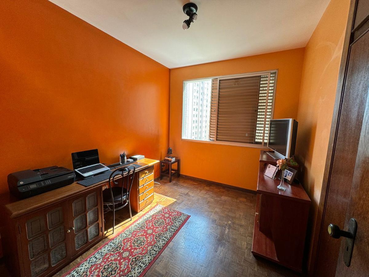 Apartamento, Funcionários, 4 Quartos, 2 Vagas, 1 Suíte