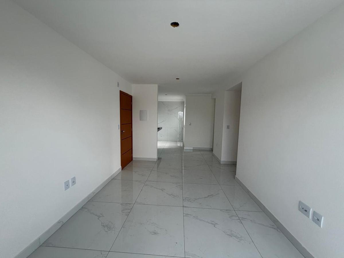 Apartamento, Santa Cruz Industrial, 3 Quartos, 2 Vagas, 1 Suíte