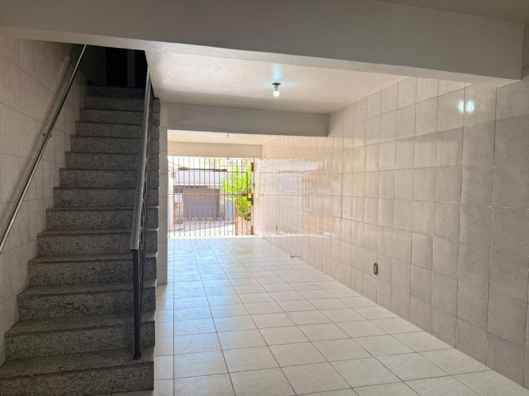 Casa, Sagrada Família, 4 Quartos, 2 Vagas, 1 Suíte