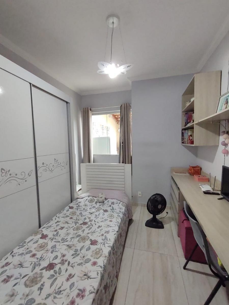 Casa, Vila das Flores, 4 Quartos, 2 Vagas, 1 Suíte