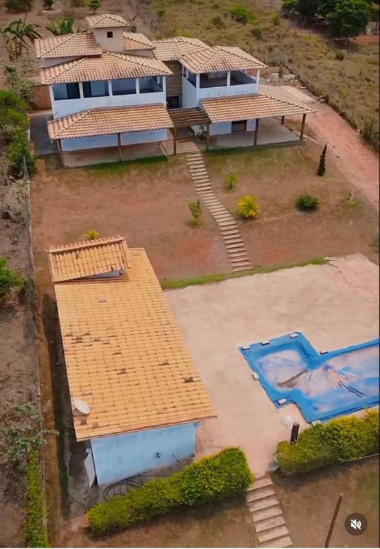 Fazenda, Condomínio Tiradentes, 4 Quartos, 8 Vagas, 1 Suíte