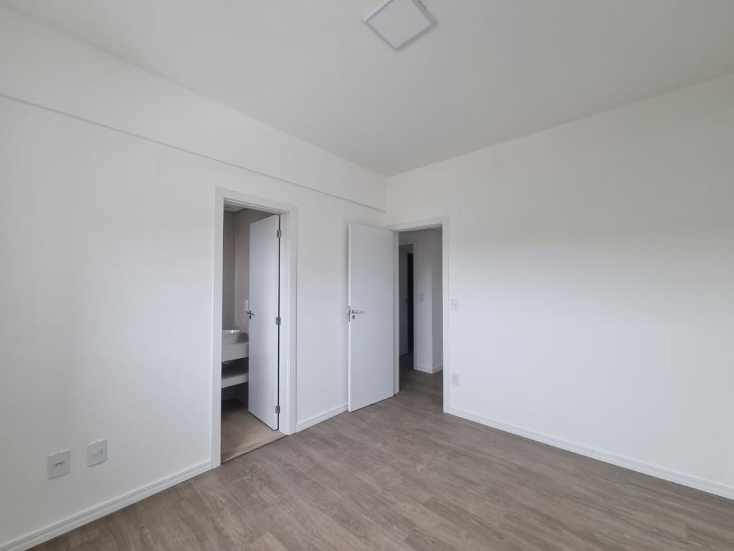 Apartamento, Jardim Riacho das Pedras, 3 Quartos, 4 Vagas, 3 Suítes